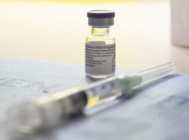 California eclipsed two-million COVID-19 cases today - https://cdn.connectfm.ca/0403D6A0-160F-4517-AEDE-17F807C189C2_Story968211_1400371.jpg