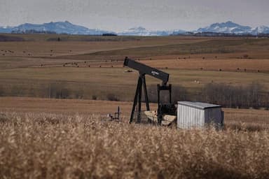 alberta-to-pilot-oil-and-gas-royalty-breaks-for-legally-required-well-cleanup