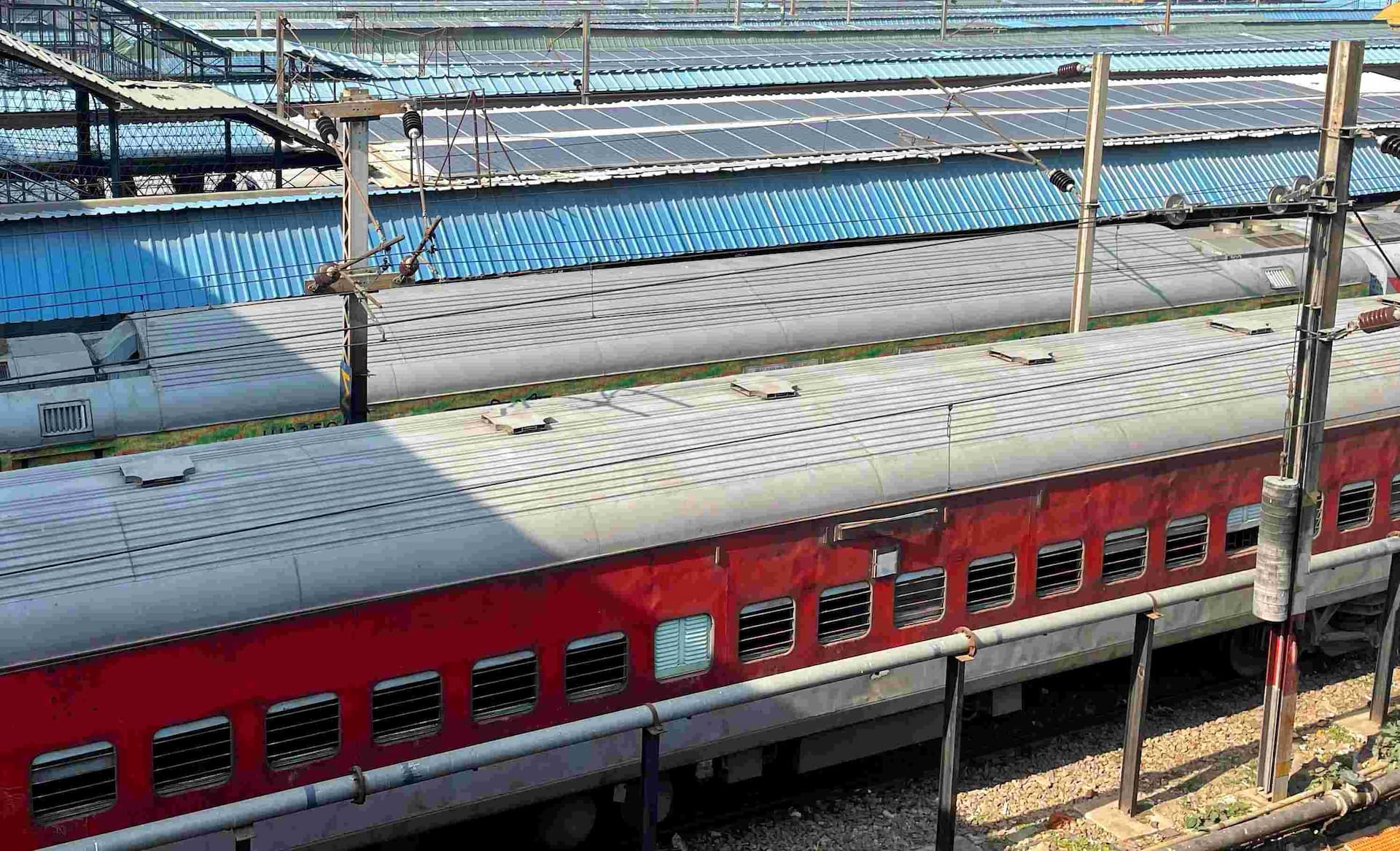 train-mishap-bogies-derailed-4-dead-more-than-70-injured