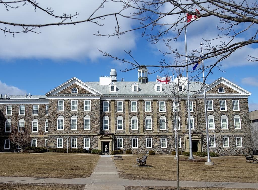 canada-china-covid-19-vaccine-trials-abandoned-national-research-council
