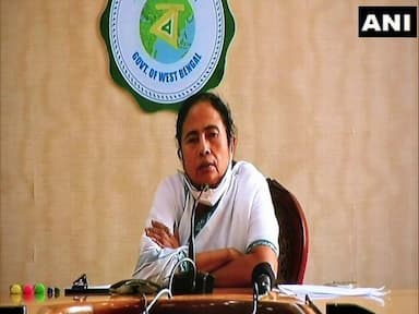 mamata-attacks-bengal-governor-says-dhankhar-is-corrupt-man-chargesheeted-in-hawala-scandal