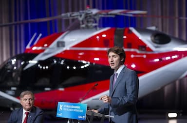 trudeau-says-rising-vaccination-rates-and-declining-covid-19-cases-are-allowing-canada-to-move-forward-with-adjusted-border-measures