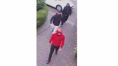 surrey-rcmp-asking-can-you-identify-these-robbery-suspects