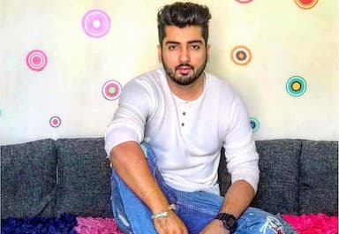after-kulwinder-billa-now-jaani-tests-positive-for-covid-19
