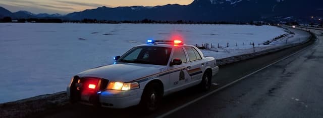 RCMP in Chilliwack investigating two seemingly unprovoked stabbings  - https://cdn.connectfm.ca/359D404C-0D54-47DC-BE40-4B3442A61246_Story1238297_1792809.jpg