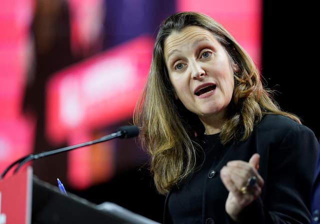 Government wants workers to avoid work if they have symptoms of COVID-19 - https://cdn.connectfm.ca/392FDA76-8BB6-44EB-8F50-E6A1A1B4EF59_Story520271_751235.jpg
