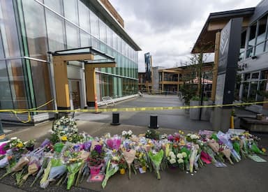 police-expected-to-update-investigation-into-stabbings-at-library-in-north-vancouver