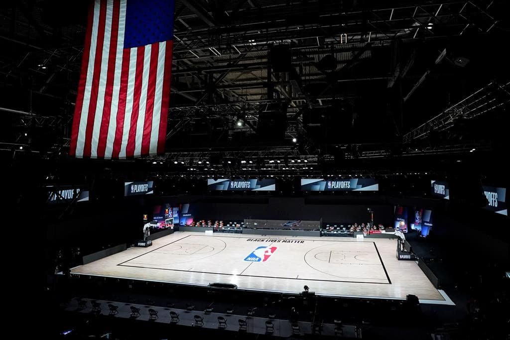 nhl-postpones-all-games-thursday-friday-after-police-shooting-nba-games-also-postponed