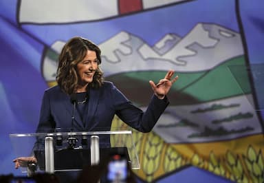 freeland-says-liberal-government-respects-alberta-electing-danielle-smith-as-premier