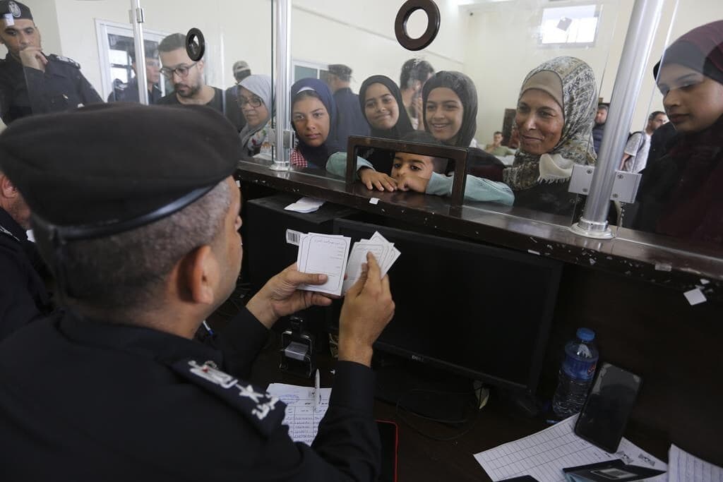 no-canadians-on-updated-exit-list-for-the-rafah-border-crossing