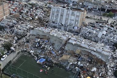vancouvers-turkish-community-continues-to-collect-donations-for-quake-survivors
