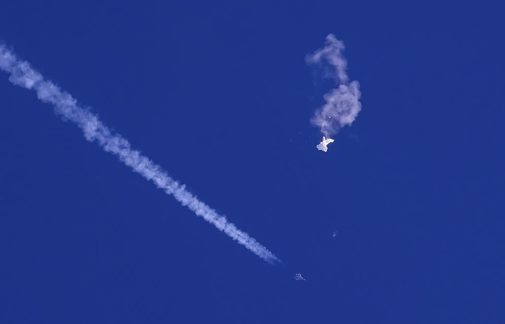 wake-up-call-flying-objects-raise-concerns-about-arctic-security