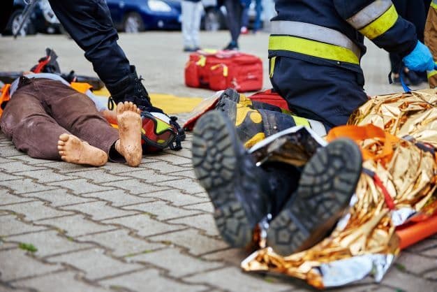 collision-between-minivan-and-truck-leaves-two-dead-four-injured-in-quebec