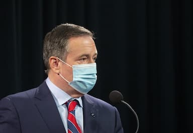 federal-party-leaders-talk-about-the-covid-19-crisis-in-alberta
