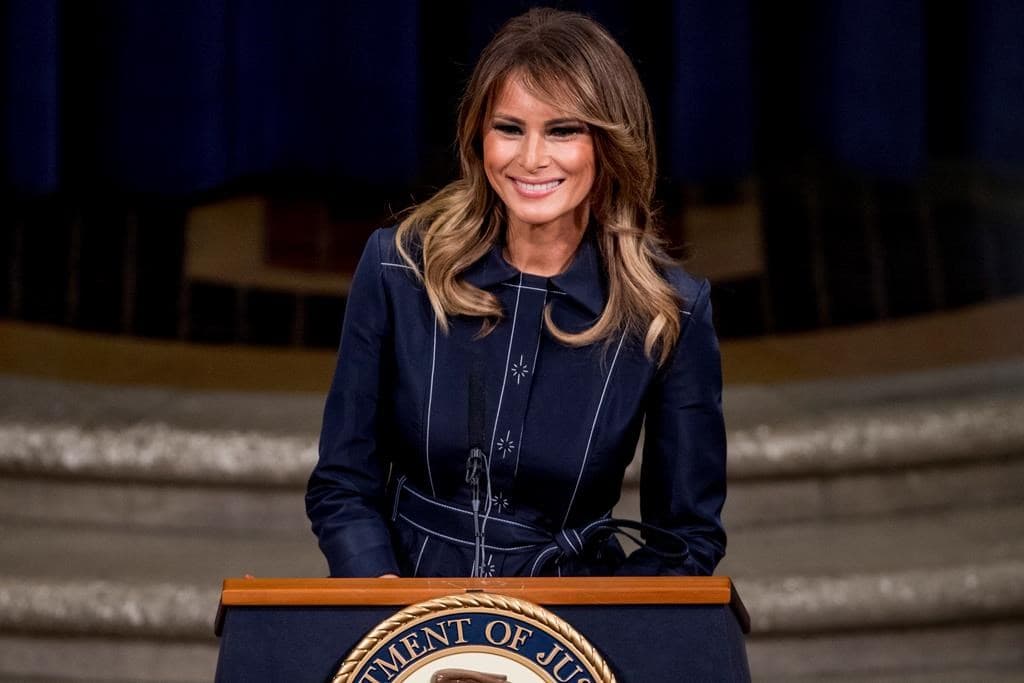 cough-keeps-melania-trump-off-campaign-trail