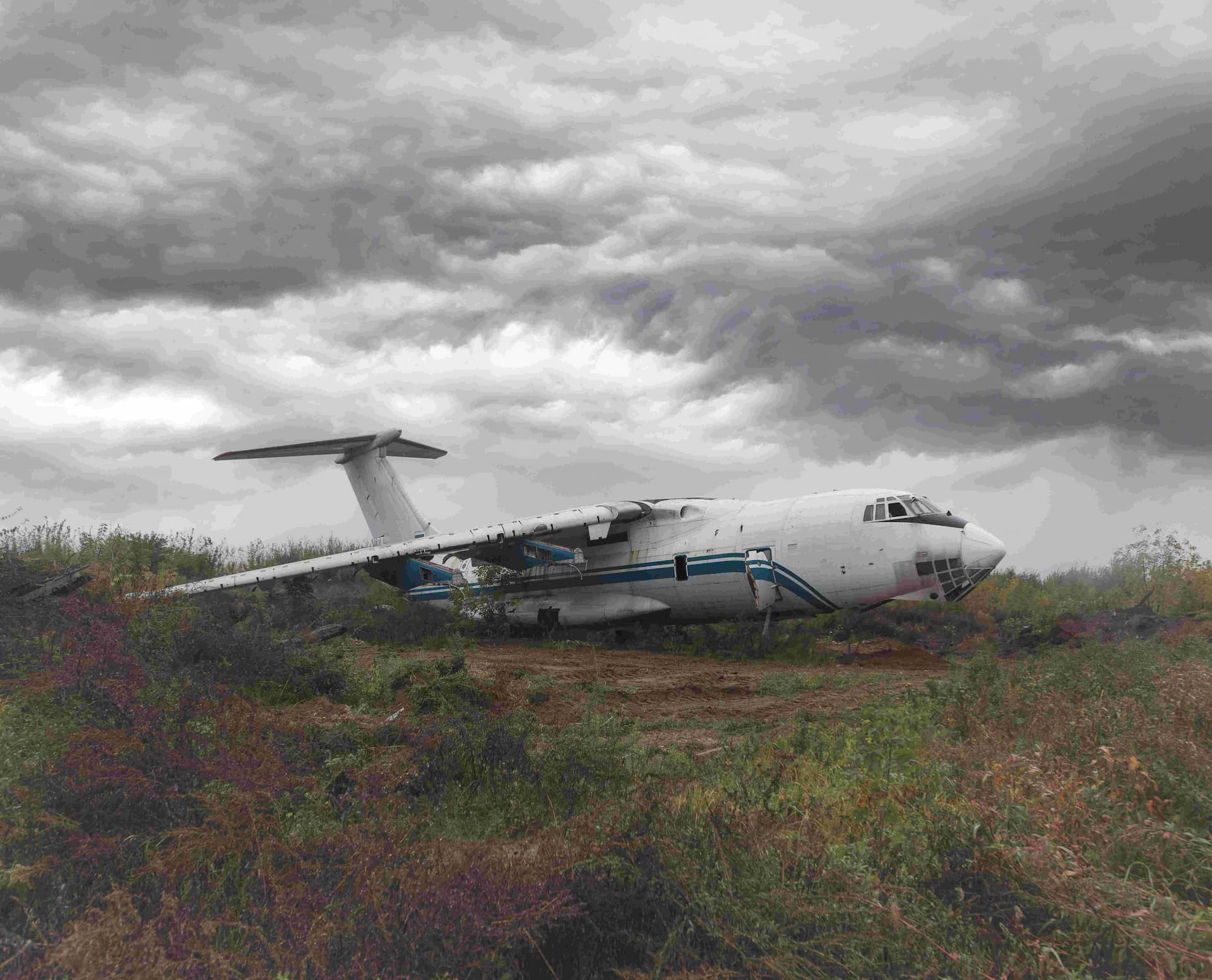 2-missing-after-military-helicopter-crash-near-eastern-ontario-base