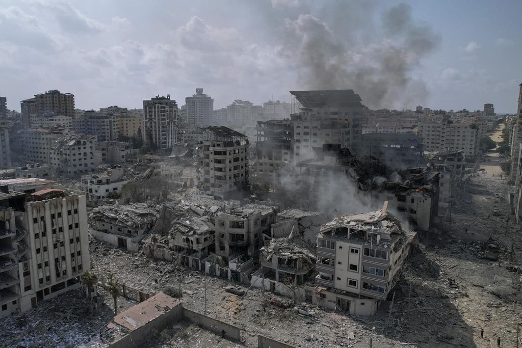 israel-hamas-war-electricity-supply-cut-off-in-gaza-2150-people-died