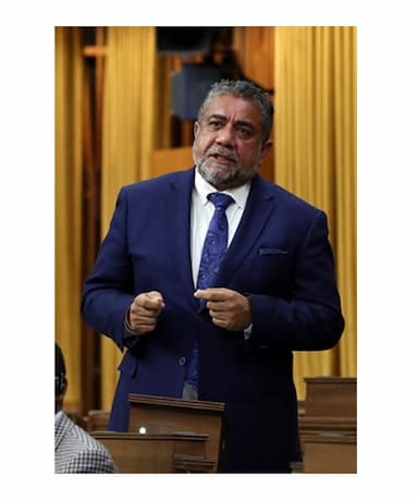 b-c-wakes-up-to-a-shift-in-the-provinces-federal-political-landscape