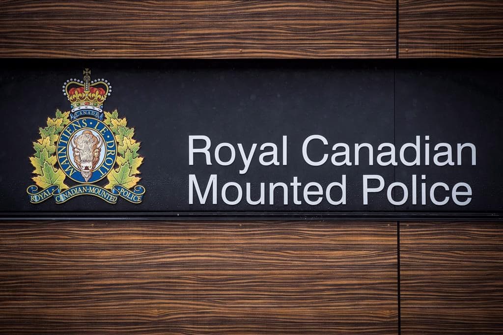 surrey-rcmp-arrest-a-man-and-seize-drugs-allegedly-related-to-recent-overdoses