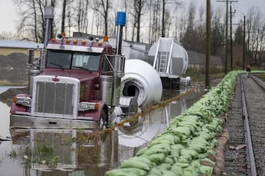 flood-warnings-issued-as-third-rain-storm-hits-bc