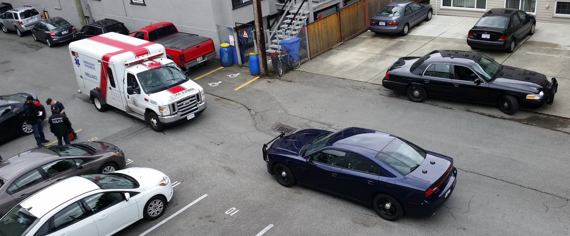 vancouver-police-offices-scratched-kicked-while-helping-man-in-mental-health-crisis