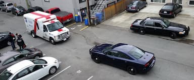 vancouver-police-offices-scratched-kicked-while-helping-man-in-mental-health-crisis