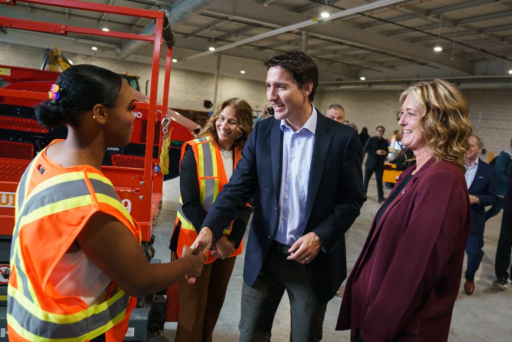 trudeau-to-visit-indonesia-singapore-and-india-next-week-to-seek-trade-deals