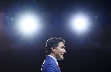 pm-trudeau-reached-singapore-met-with-business-leaders
