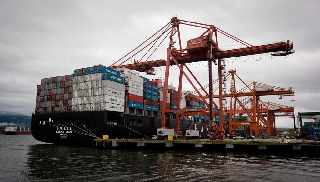 longshore-workers-halt-work-for-eight-hours-to-raise-awareness-of-juneteenth