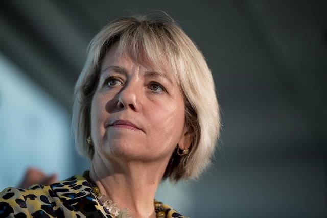 B.C.'s public health officer urges businesses to ensure proper measures in place - https://cdn.connectfm.ca/84B9EC6F-FB75-4EFA-A745-9B88E263FF1F_Story847823_1224477.jpg