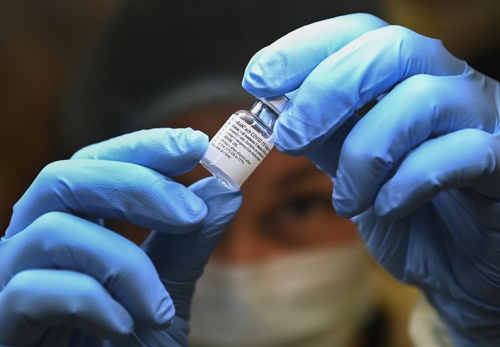 vaccine-panel-confirms-choice-to-delay-doses-upto-4-months