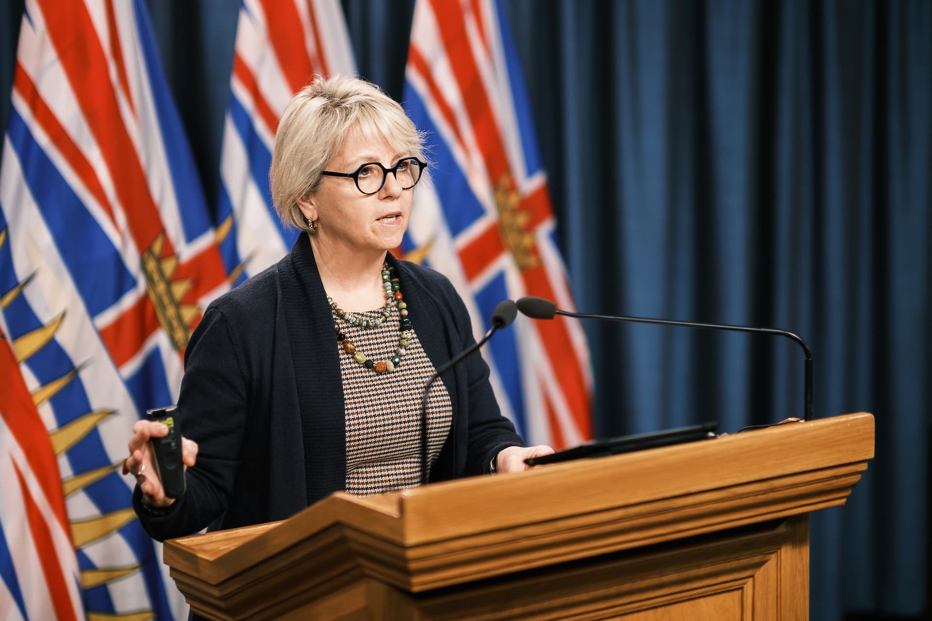 b-c-reports-908-new-covid-19-cases-third-highest-daily-total-yet