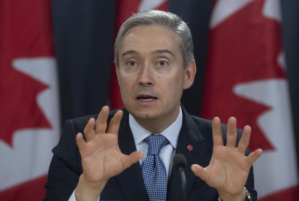 champagne-pays-china-mortgages-moves-to-canadian-banks-to-avoid-distraction