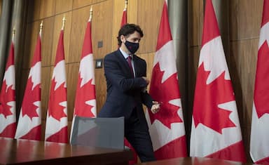 pm-trudeau-joins-first-ministers-meeting-talks-about-the-need-to-work-together-on-the-rollout-of-covid-19-vaccines