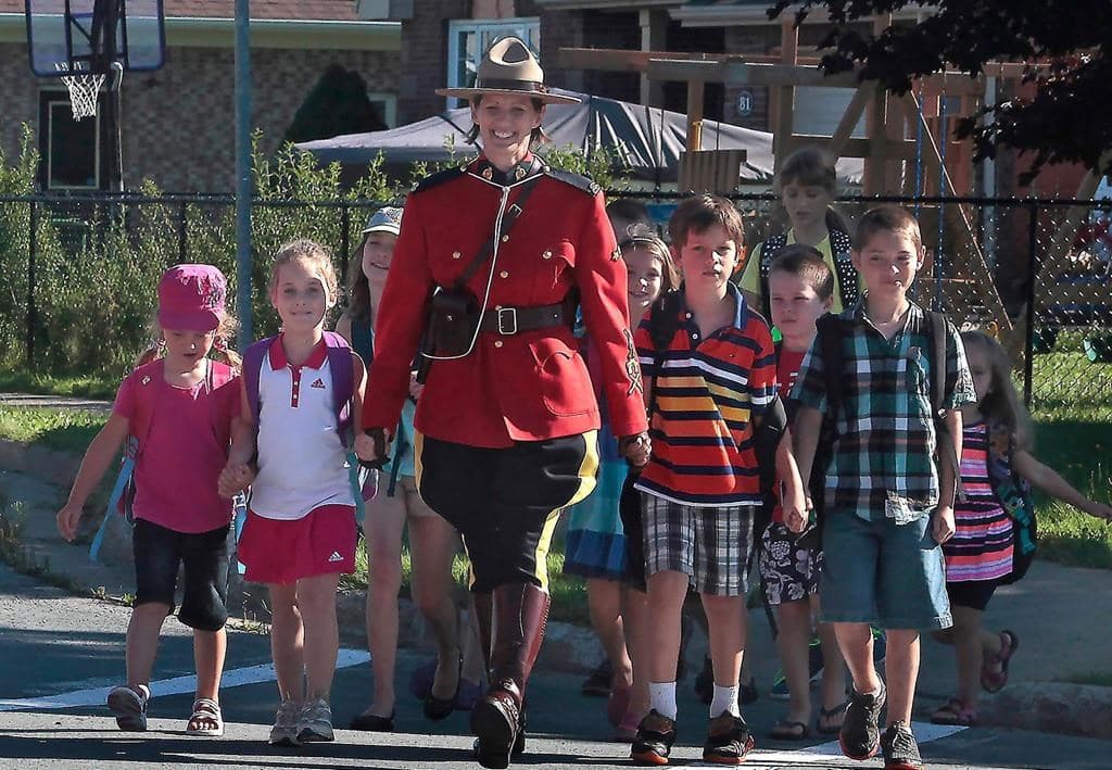 nova-scotia-remembers-an-online-vigil-with-tributes-and-music-honouring-the-22-people-who-died