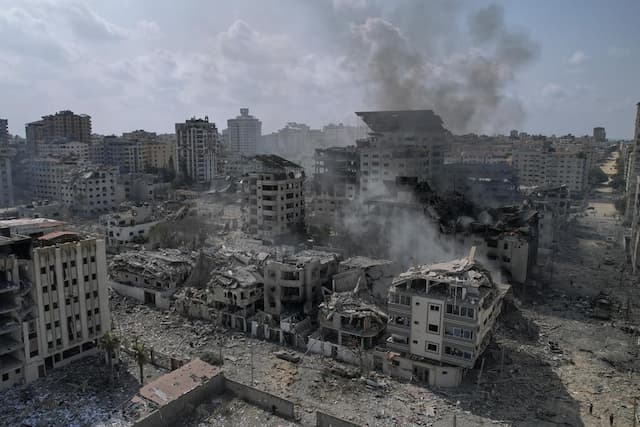 Operation Ajay: First flight to evacuate 230 Indians from Israel - https://cdn.connectfm.ca/9F60643D-481A-47E9-A389-6D10C7B5781B_Story2609739_3462077.jpg