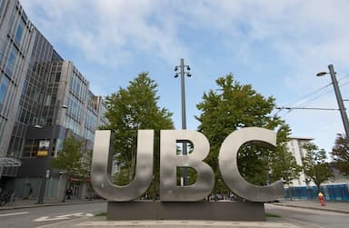 ubc-researchers-complete-analysis-of-the-rapidly-spreading-omicron-variant-revealing-it-has-37-mutations