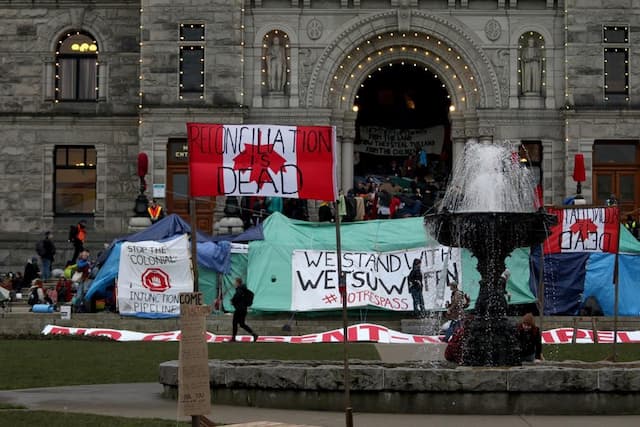 Civil servants warned, protests could affect government offices on Friday - https://cdn.connectfm.ca/A8FB9EE2-DE05-4528-81DF-AFDD7C01405B_Story477166_690096.jpg