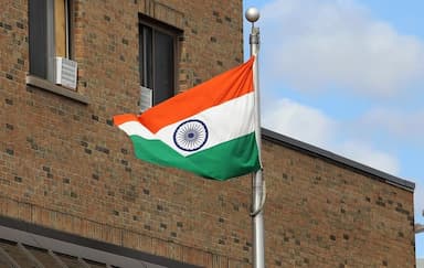 india-has-suspended-indian-visa-services-for-canadians