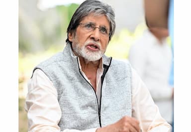 amitabh-bachchan-lends-vocals-to-hanuman-chalisa