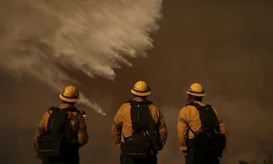 b-c-fire-crews-sent-to-fight-los-angeles-wildfire-forests-minister