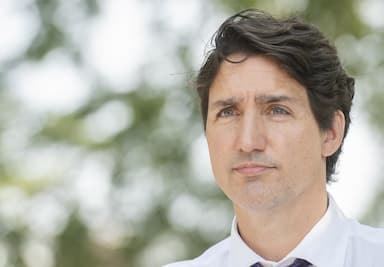 a-re-elected-liberal-government-would-introduce-10-days-of-paid-sick-leave-for-federally-regulated-workers-justin-trudeau