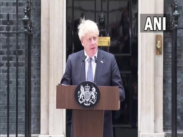 boris-johnson-resigns-to-stay-british-pm-until-new-leader-elected