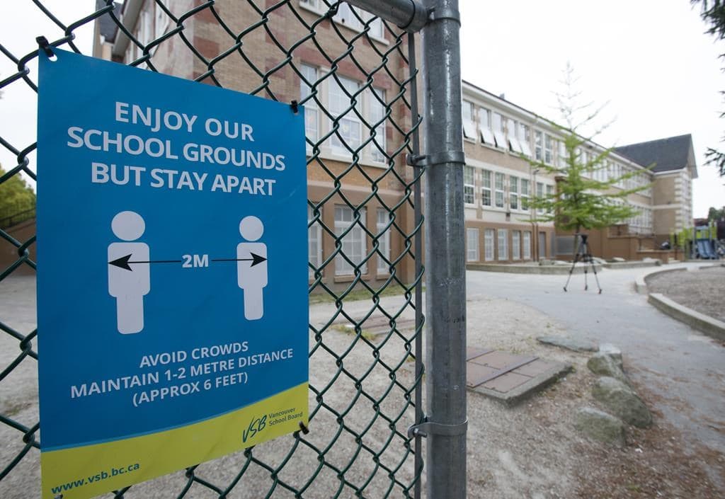 trustees-vote-to-end-program-assigning-uniformed-police-officers-to-vancouver-schools