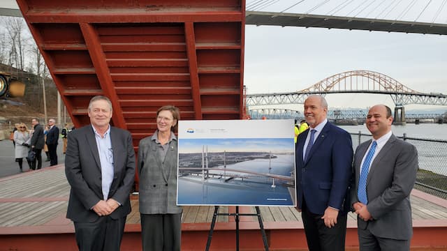 Pattullo Bridge replacement will mean safer, easier, toll-free commutes - https://cdn.connectfm.ca/C294E73A-7F6F-42C5-A869-82E39CA617CE_Story471825_682690.jpg