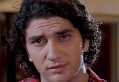 actor-faraaz-khan-on-ventilator