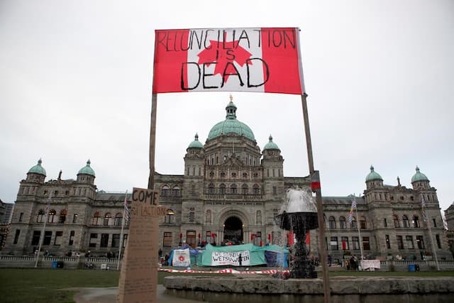 John Horgan says anti-pipeline demonstrators need to respect the rights of others - https://cdn.connectfm.ca/D2BF145A-340D-4494-B907-117091FD24E0_Story475420_688109.jpg