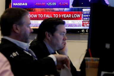 tsx-composite-index-takes-massive-drop-of-1-660-points