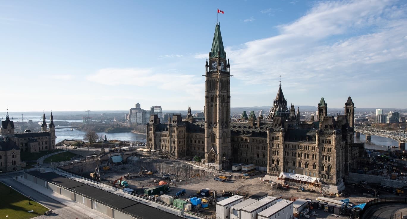 ottawa-man-charged-with-threatening-parliament-hill-embassies-rcmp