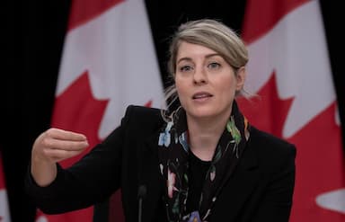 canadians-will-soon-be-evacuated-from-gaza-foreign-minister